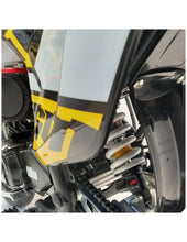 Cargar imagen en el visor de la galería, Pit Bike Minimotard PGR SM-R 190cc BLACK EDITION 2022 con PMT